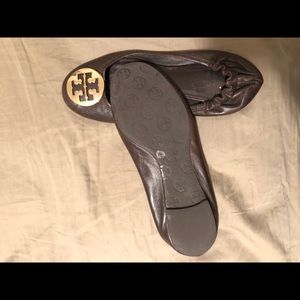 Tory Burch Flats (brown)